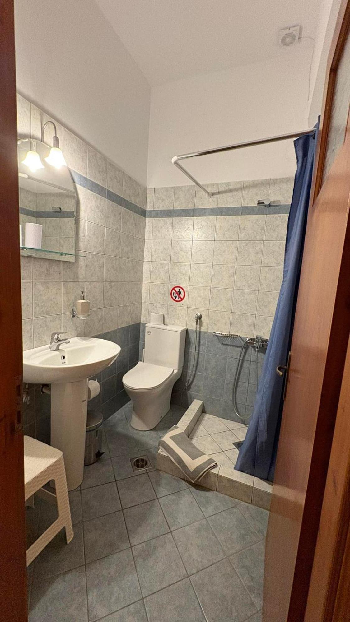 Romanza Rooms Poulithra Exterior photo