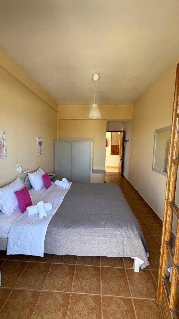 Romanza Rooms Poulithra Exterior photo