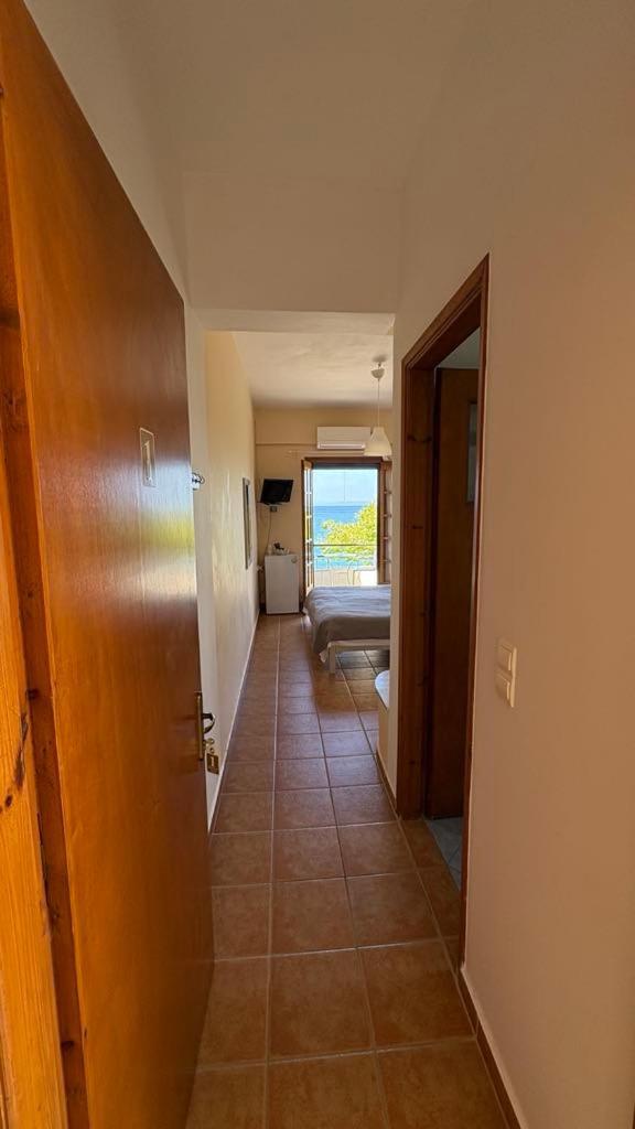Romanza Rooms Poulithra Exterior photo